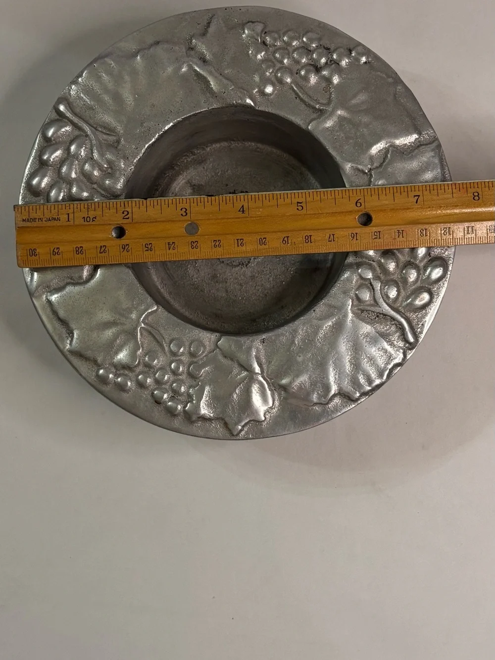 Decorative Silver Grape Motif Wine Bottle Holder  - Home Dining